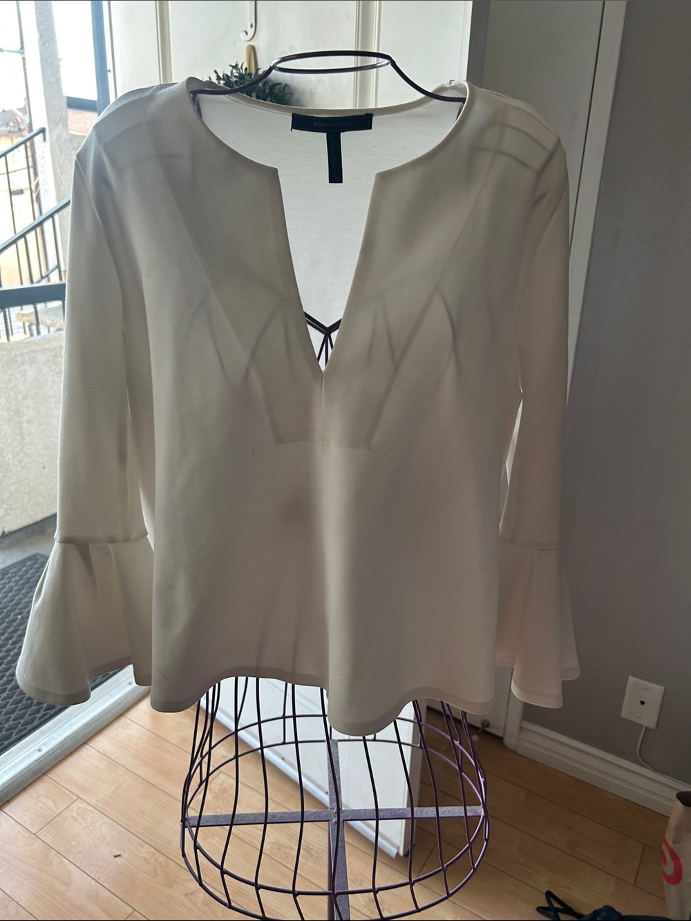 BCBGMaxAzria Cream Split-Neck Bell Sleeve Blouse